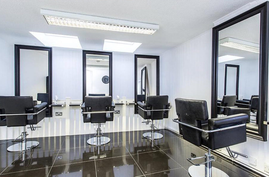 Choosing the Right Hairdressers for You and Your Family